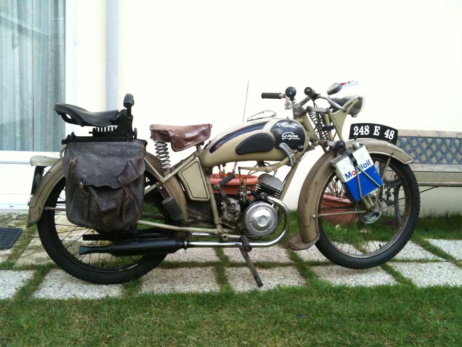 Ma Monet-Goyon 100cc 2 temps de 1951 (ayant appartenu à mon grand Oncle)